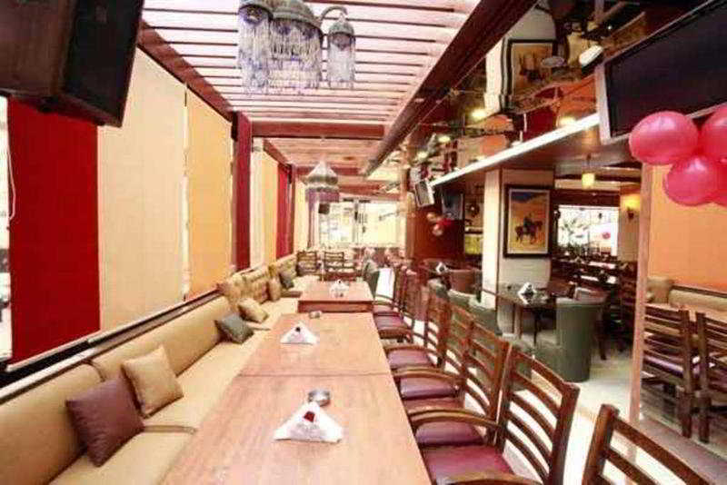 Duroy Hotel Beirut Esterno foto